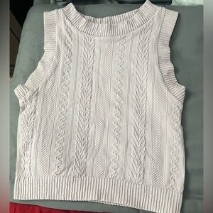 Top violeta clarito, size small